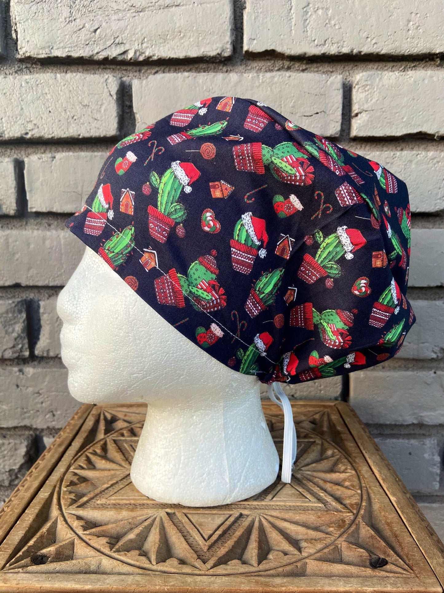 Christmas Cactus Scrub Cap | Stitchy Witch Co. - StitchyWitch 