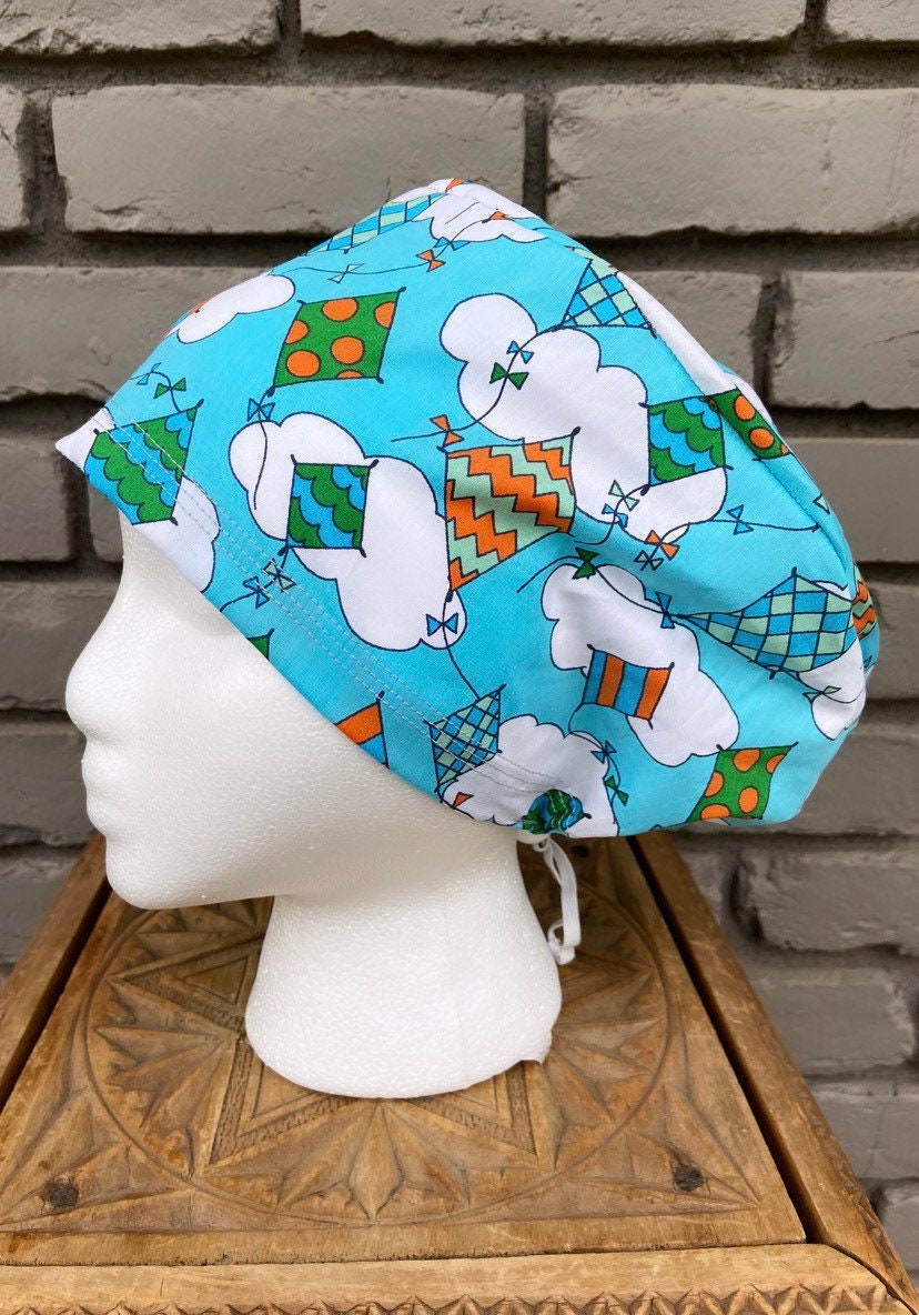 Go Fly a Kite Scrub Cap | Stitchy Witch Co. - StitchyWitch 